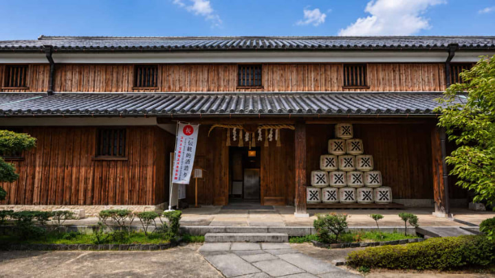 神戸・灘 昔の酒蔵 沢の鶴資料館, 灘 昔の酒蔵 沢の鶴資料館, 昔の酒蔵 沢の鶴資料館, 昔の酒蔵, 沢の鶴資料館, 資料館, 灘, 酒, 日本酒, 日本の酒, 古民家, 伝統的, 伝統, 神戸, 神戸市, 兵庫県, 兵庫, 日本旅, 日本旅行, 日本観光, 旅, 旅行, 観光, 日本