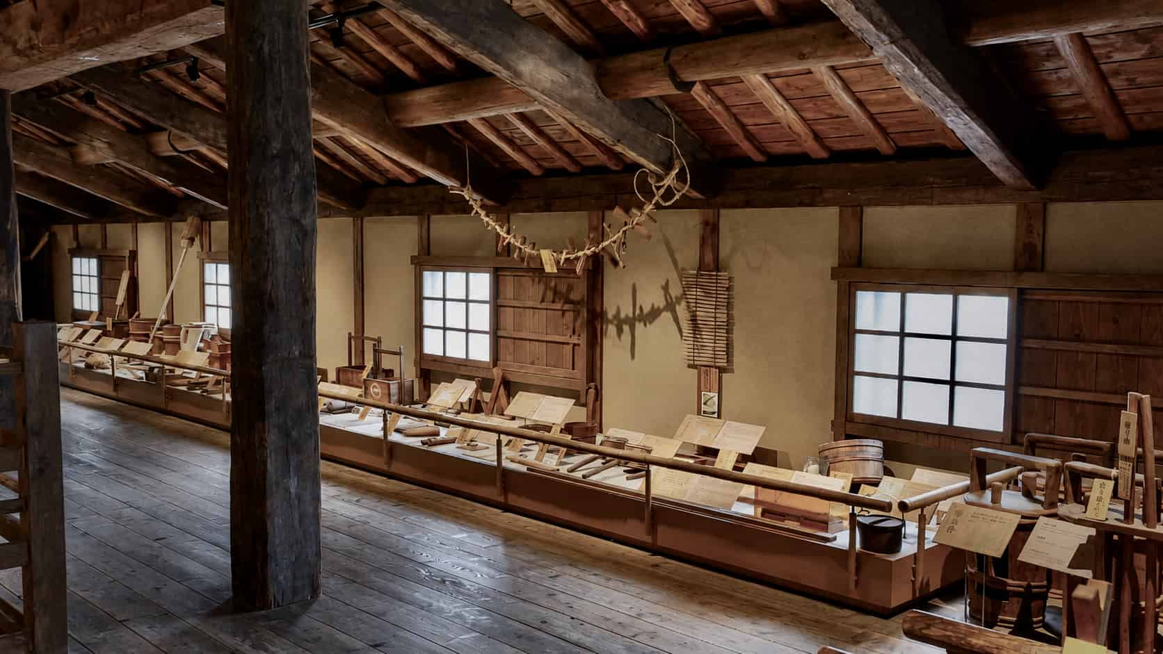 神戸・灘 昔の酒蔵 沢の鶴資料館, 灘 昔の酒蔵 沢の鶴資料館, 昔の酒蔵 沢の鶴資料館, 昔の酒蔵, 沢の鶴資料館, 資料館, 灘, 酒, 日本酒, 日本の酒, 古民家, 伝統的, 伝統, 神戸, 神戸市, 兵庫県, 兵庫, 日本旅, 日本旅行, 日本観光, 旅, 旅行, 観光, 日本